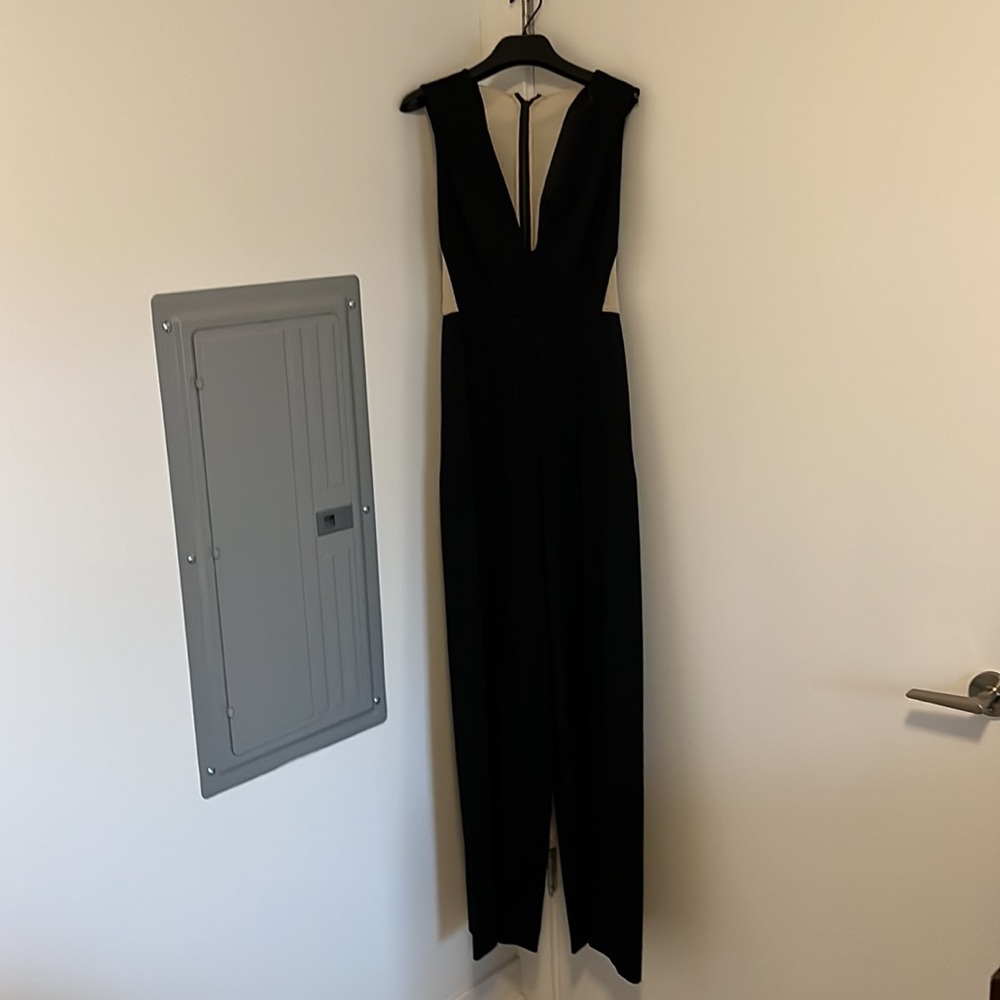Alice + Olivia Sleeveless Jumpsuit Size 2